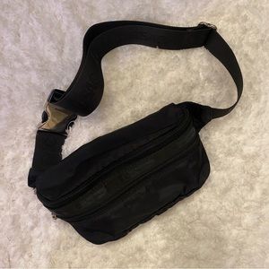 LeSportsac Beltbag